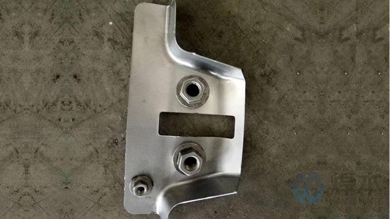 調(diào)試M16法蘭螺母